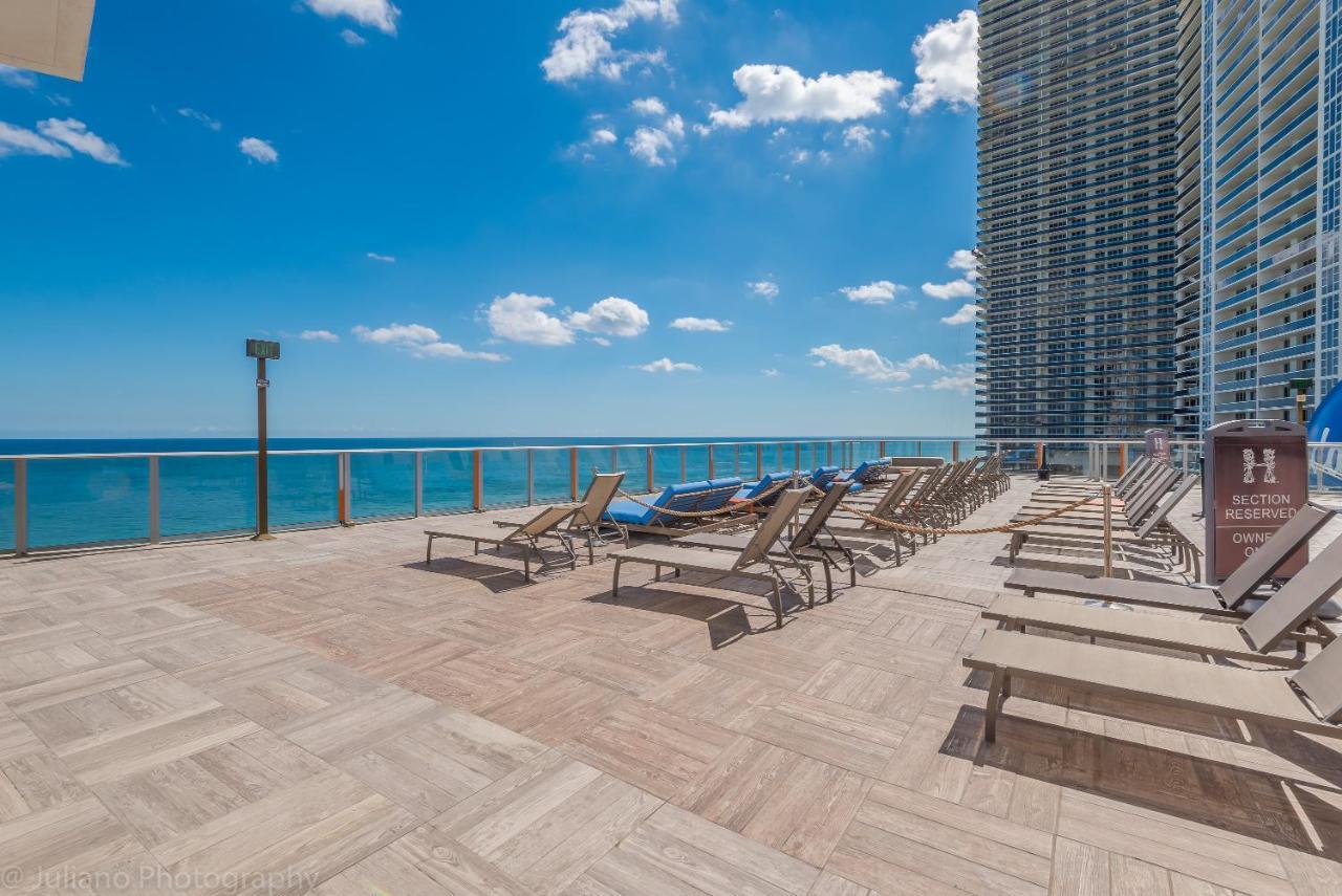 Private Ocean Condos At Hyde Beach Resort & Residences Beverley Beach Bagian luar foto