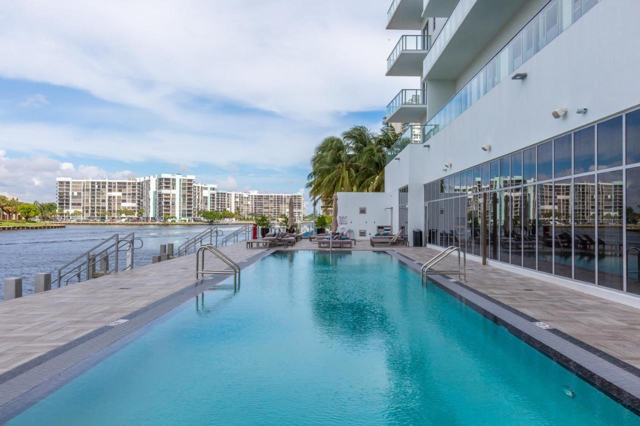 Private Ocean Condos At Hyde Beach Resort & Residences Beverley Beach Bagian luar foto