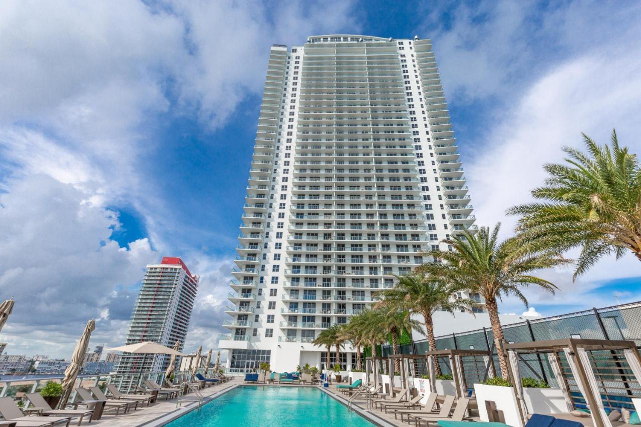 Private Ocean Condos At Hyde Beach Resort & Residences Hollywood Bagian luar foto